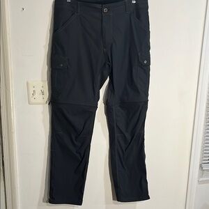 Kuhl  Men's Black Cargo Pants 36/32. D-6